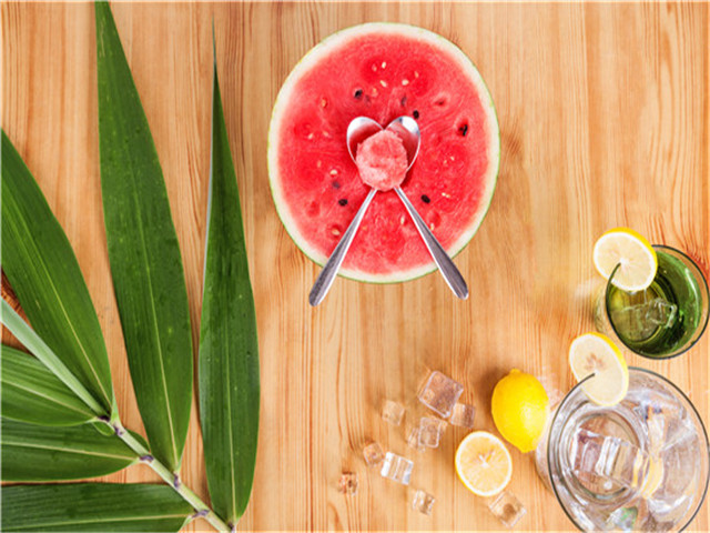 暗恋一个人的男生吃醋了怎么办